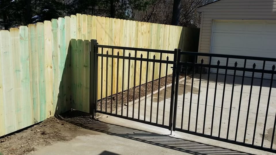 Aluminum bronze gate