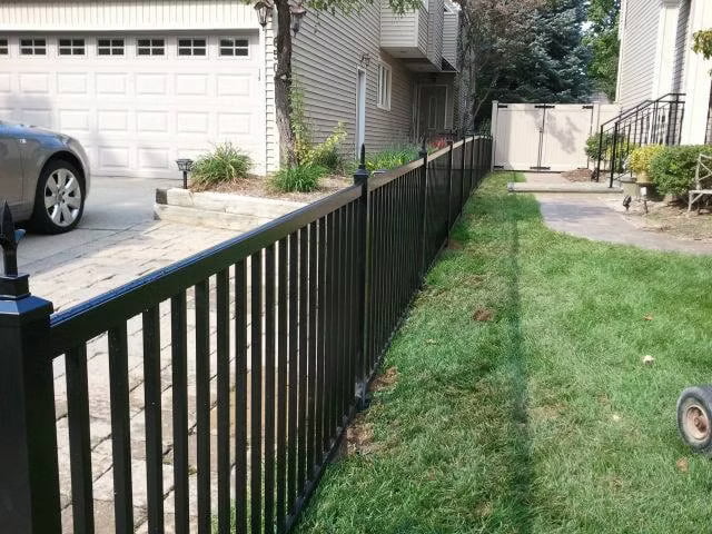 Aluminum black fence installation