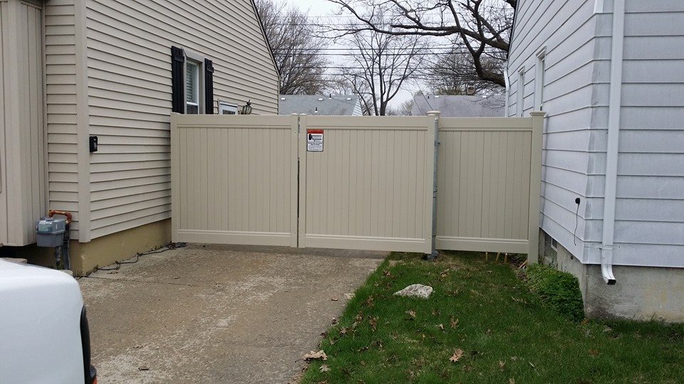 Tan vinyl, double swing gate